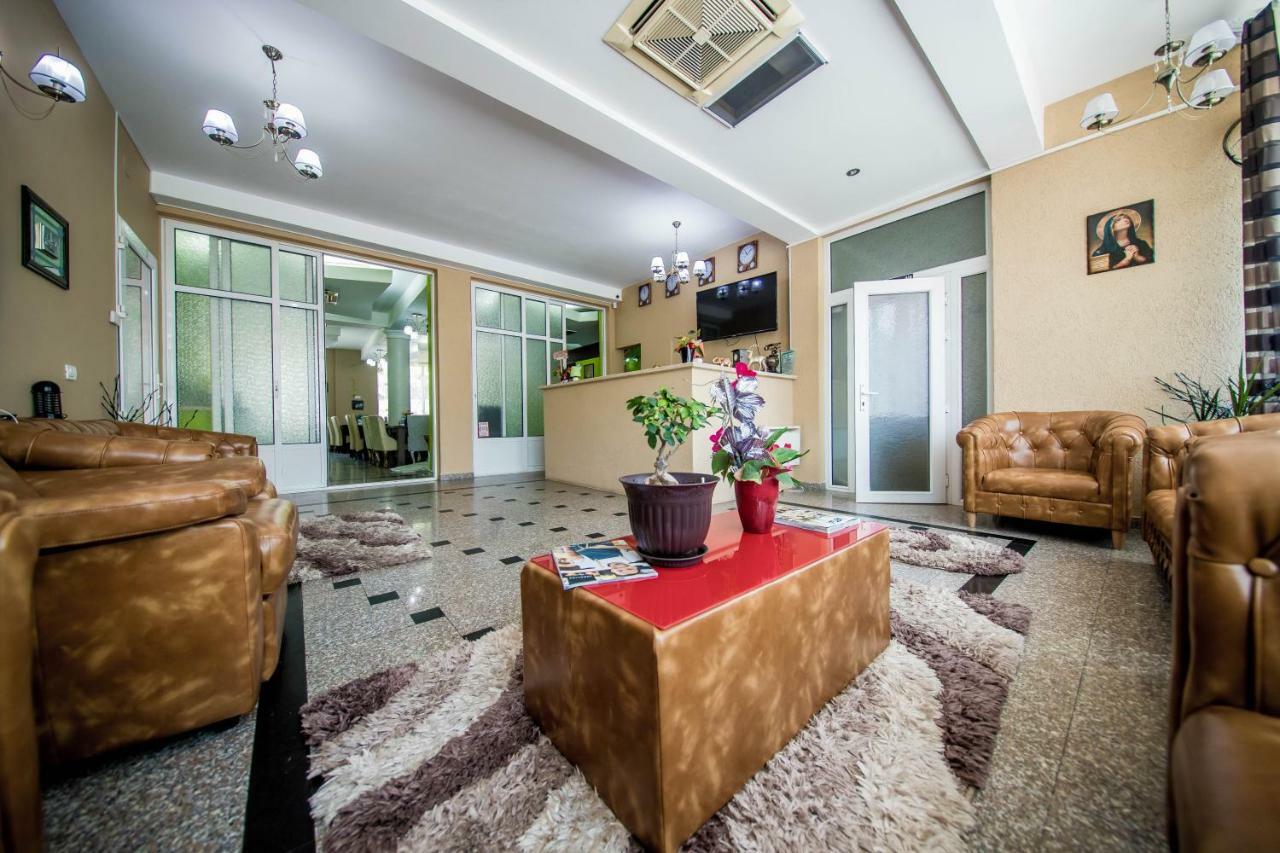 Hotel Darosy Arad Dış mekan fotoğraf